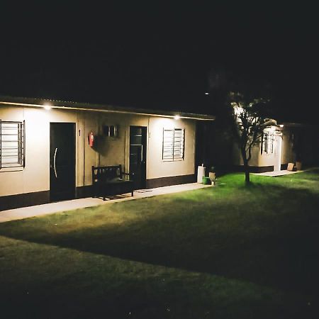 Pura Sangre Bed and Breakfast Victorica Exterior foto